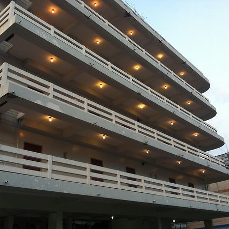 Sakol Hotel Nakhonratchasima Exteriör bild