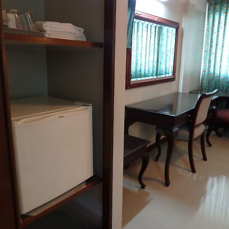 Sakol Hotel Nakhonratchasima Exteriör bild