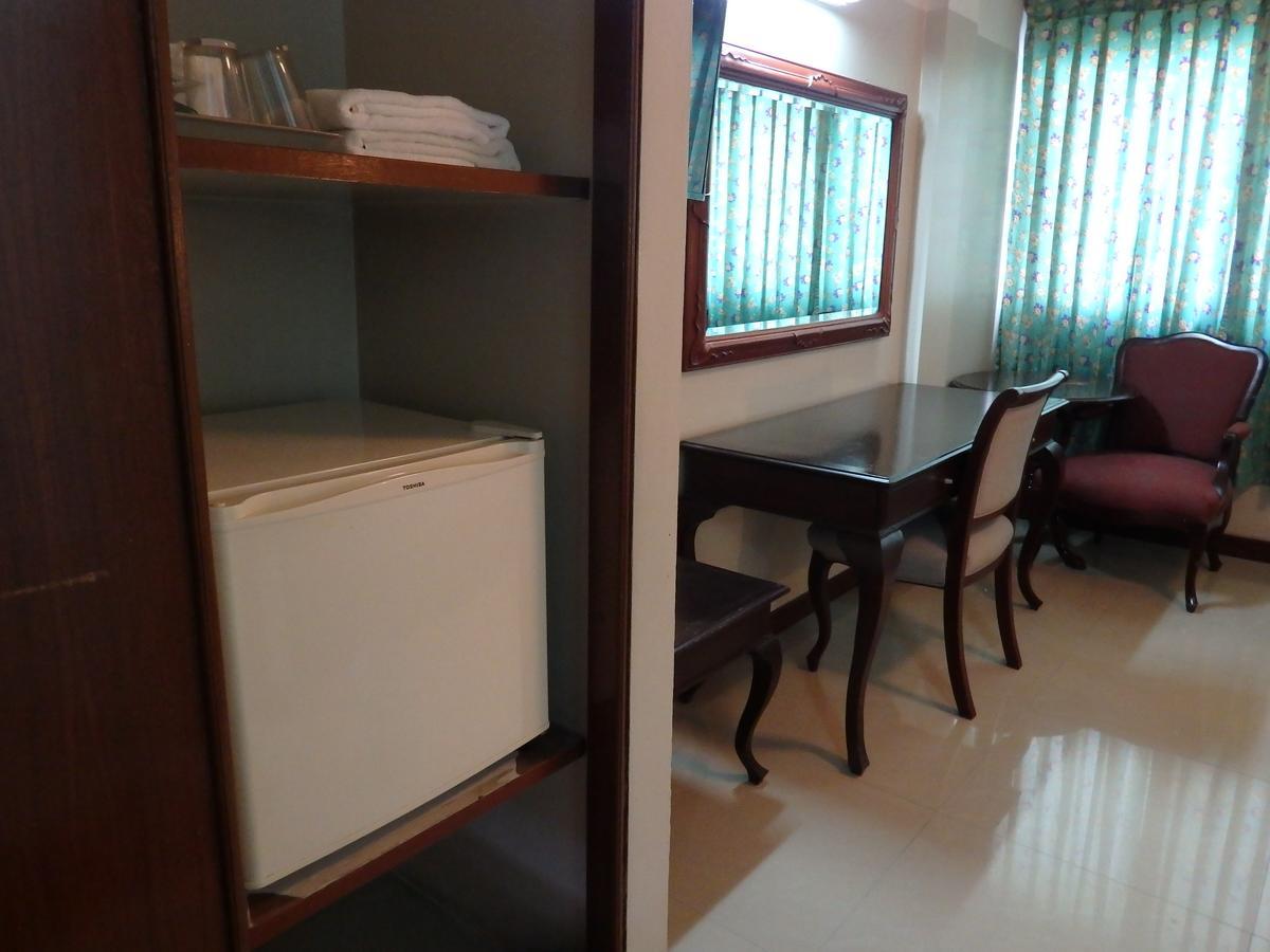Sakol Hotel Nakhonratchasima Exteriör bild