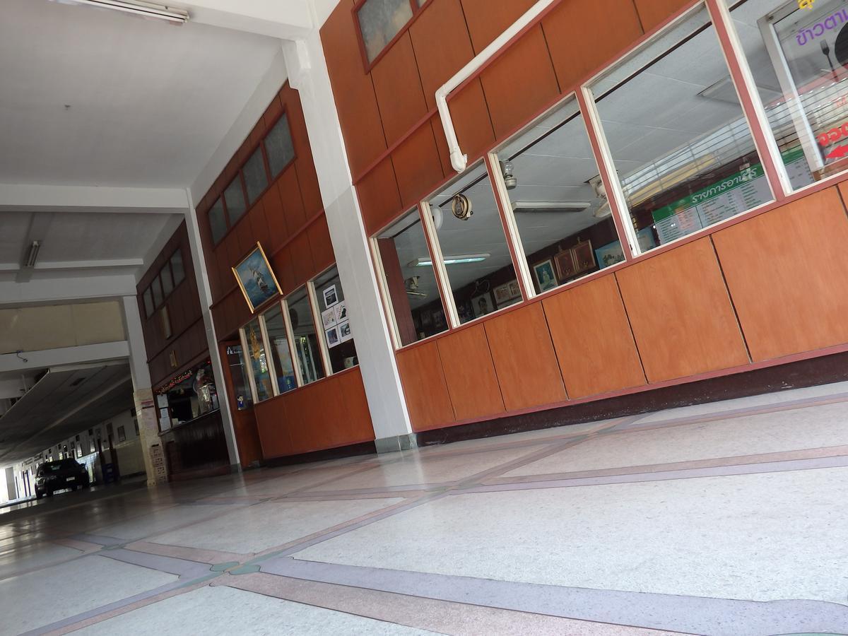 Sakol Hotel Nakhonratchasima Exteriör bild